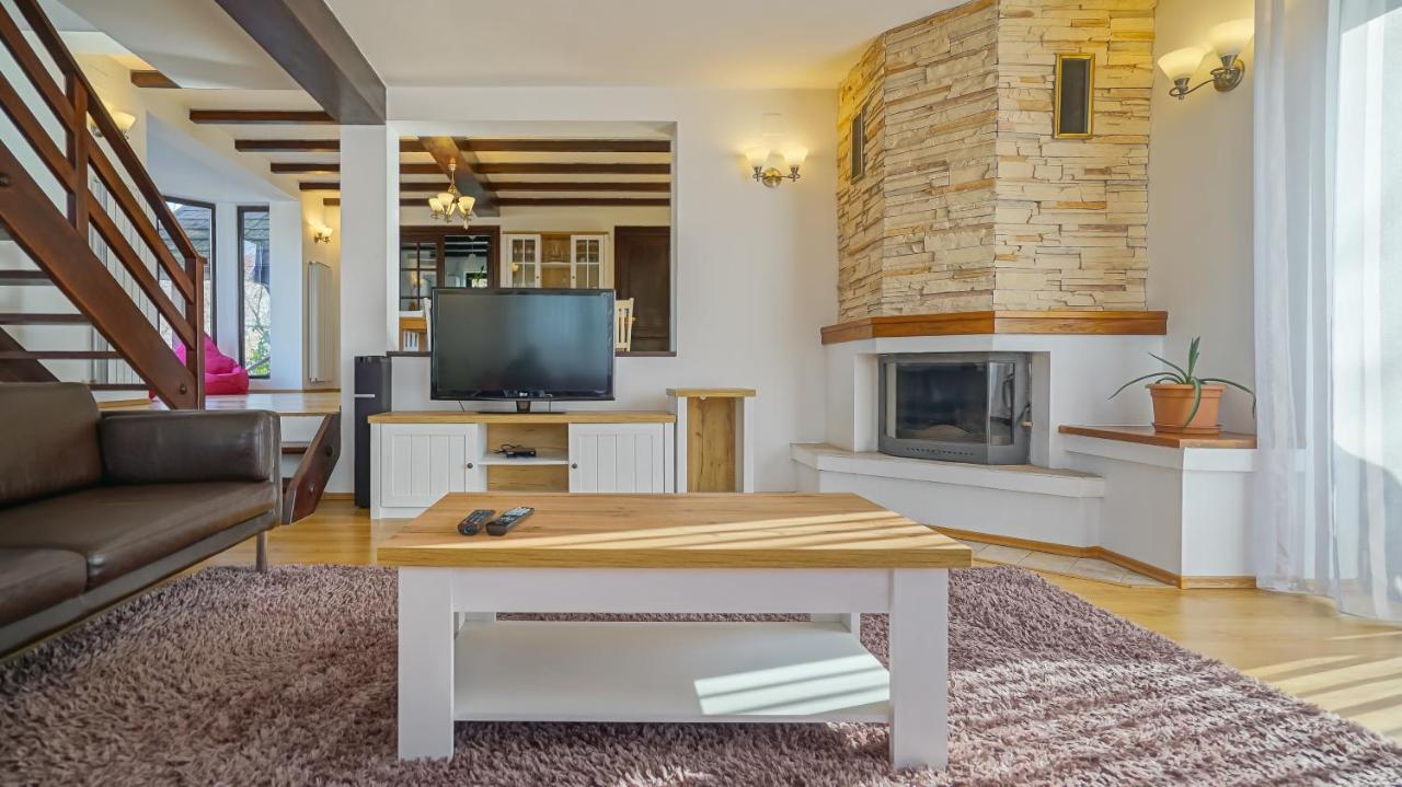 Vila Luna Комарник Экстерьер фото