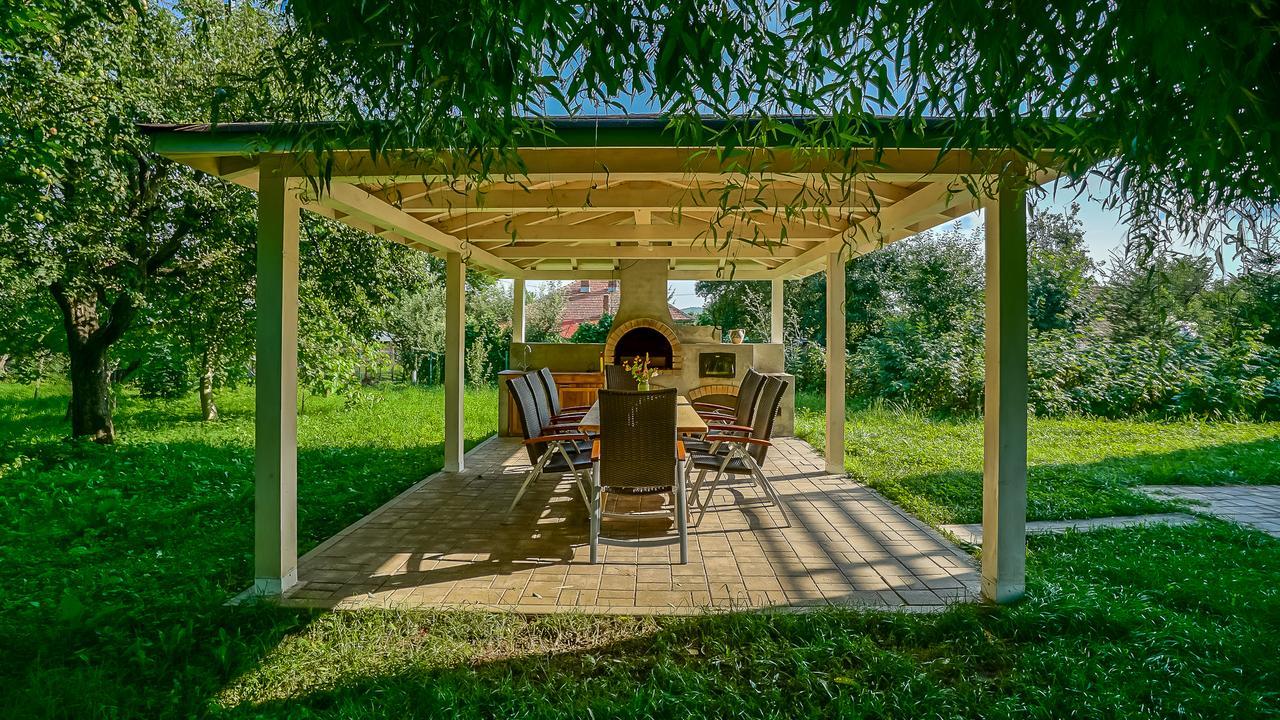 Vila Luna Комарник Экстерьер фото