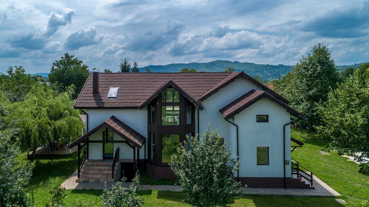 Vila Luna Комарник Экстерьер фото